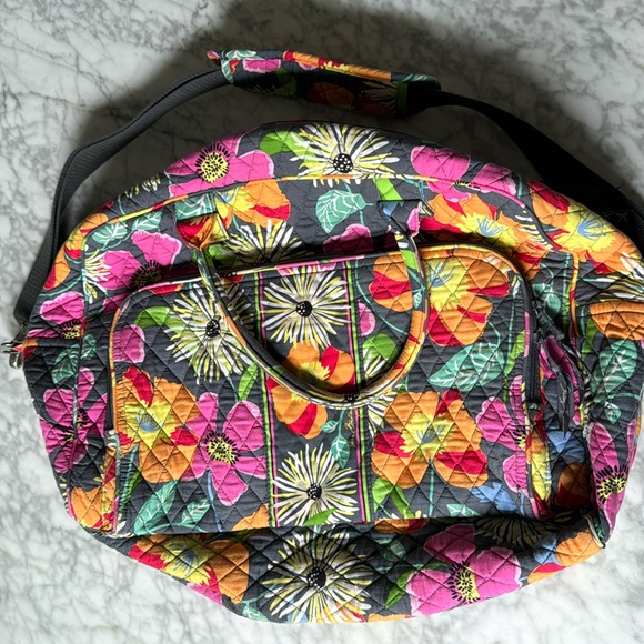Vera Bradley weekender bag - Picture 1 of 1